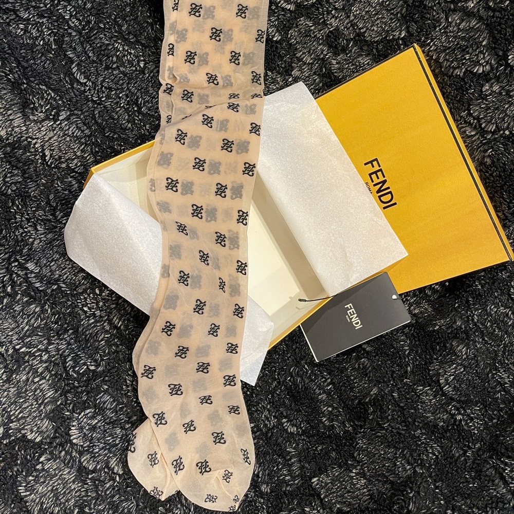 Fendi
Embroidered FF Logo Tights
